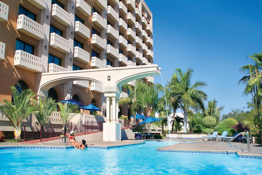 Hotel Lucerna Кульякан Экстерьер фото